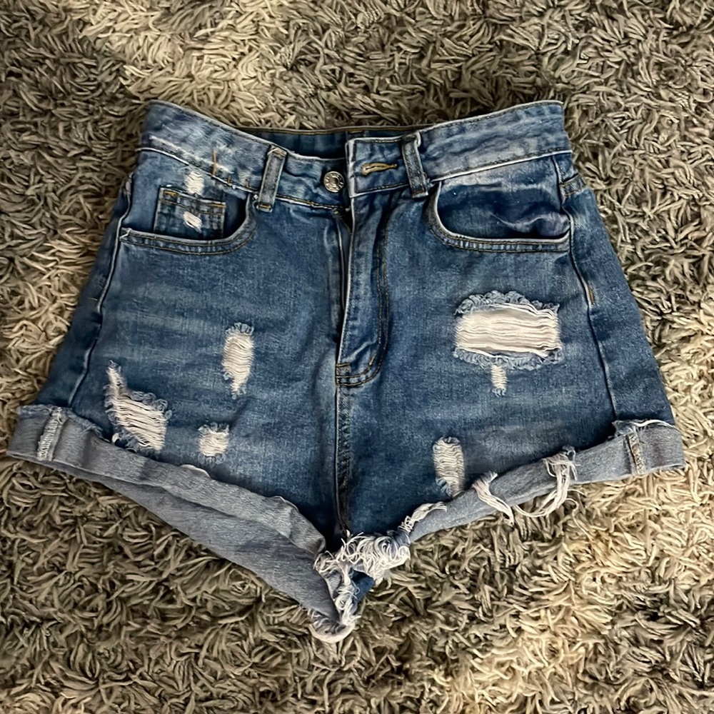 Booty high rise shorts